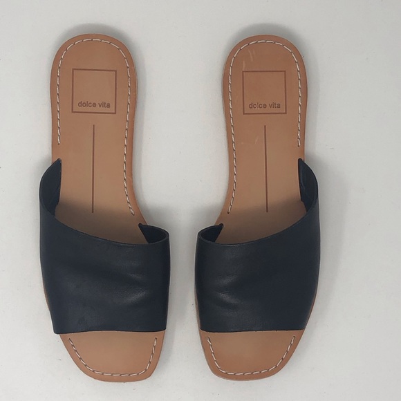 Dolce Vita Shoes - Dolce Vita black slide sandals size 6
